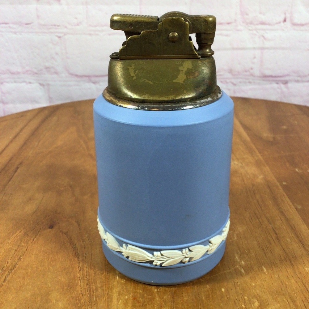 Vintage Wedgwood Blue Jasperware Julius Caesar Decorative Table Top Accent - Picture 4 of 11